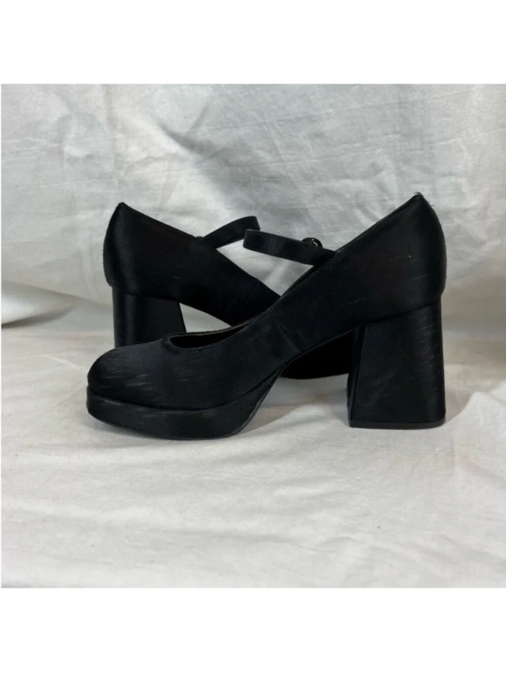 Steve Madden satin mingle platform Mary Jane chunky heel